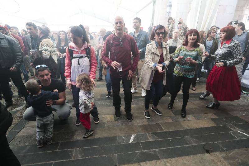 La banda madrileña The Limboos puso el punto y final a cuatro días de fiesta, en una sesión vermú muy animada.