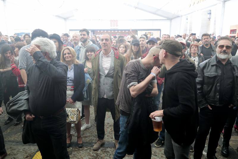 La banda madrileña The Limboos puso el punto y final a cuatro días de fiesta, en una sesión vermú muy animada.