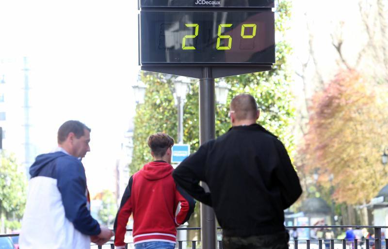 Fotos: Los termómetros se disparan en Asturias en abril