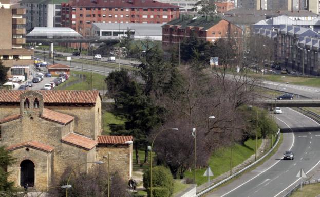 El PP pone en duda la  capacidad del edil de  Urbanismo para hacer  el bulevar de Santullano