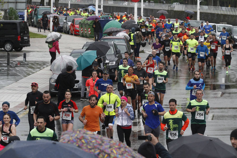 Fotos: ¿Estuviste en la EDP Media Maratón de Gijón? ¡Búscate! (2)