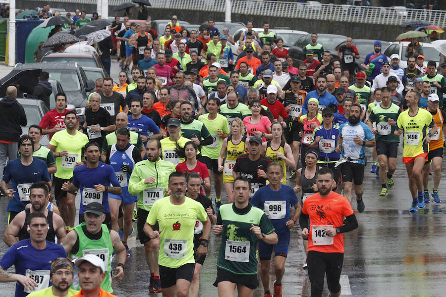 Fotos: ¿Estuviste en la EDP Media Maratón de Gijón? ¡Búscate! (2)