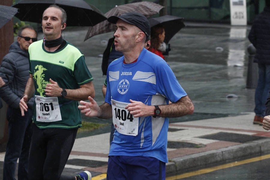 Fotos: ¿Estuviste en la EDP Media Maratón de Gijón? ¡Búscate! (2)