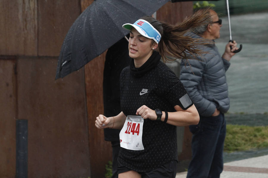 Fotos: ¿Estuviste en la EDP Media Maratón de Gijón? ¡Búscate! (2)