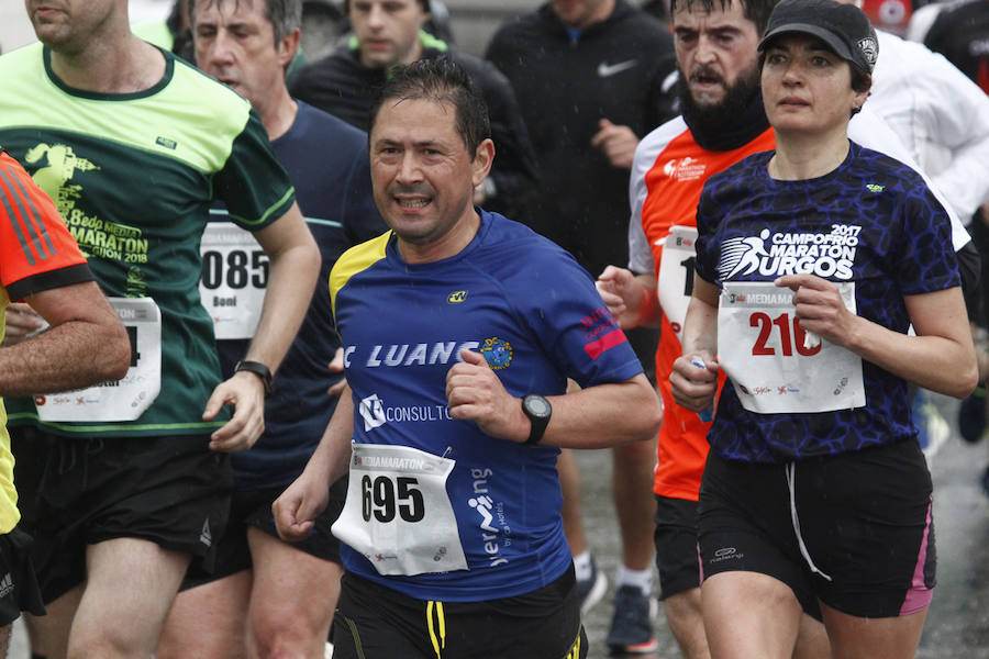 Fotos: ¿Estuviste en la EDP Media Maratón de Gijón? ¡Búscate! (2)