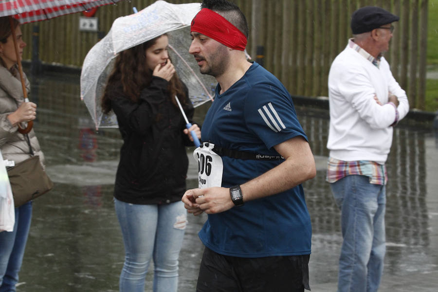 Fotos: ¿Estuviste en la EDP Media Maratón de Gijón? ¡Búscate! (2)