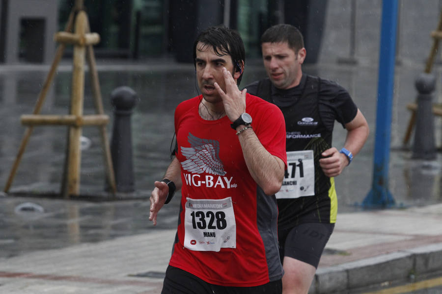Fotos: ¿Estuviste en la EDP Media Maratón de Gijón? ¡Búscate! (3)