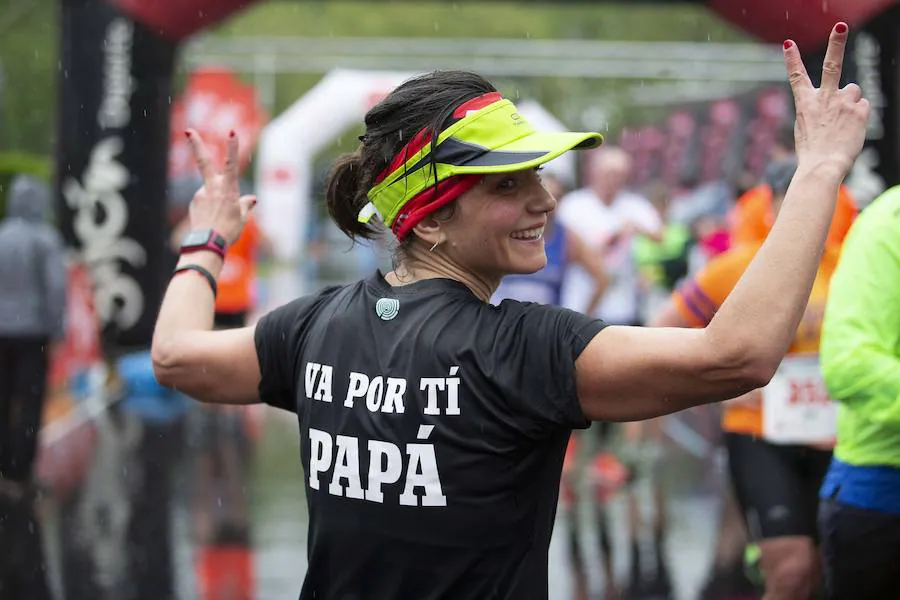 Más de 2.500 atletas han participado en la EDP Media Maratón de Gijón, en la que se ha impuesto el marroquí Said Attadi. ¿Estuviste? ¡Búscate en las fotos!