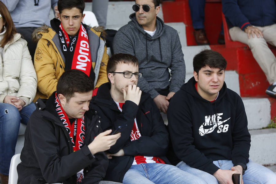 Fotos: ¿Estuviste en el Sporting B - Albacete? ¡Búscate!