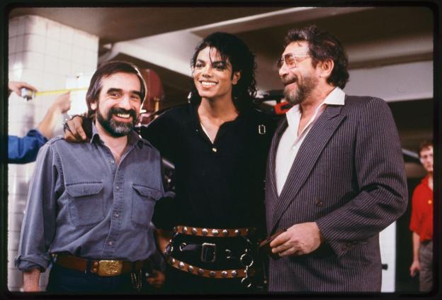 Martin Scorsese, izquierda, junto a Michael Jackson durante el rodaje del videoclip 'Bad'.