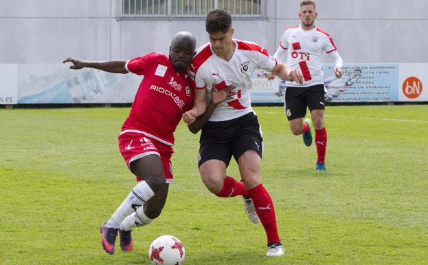 El Caudal sigue sin ganar y da vida al Vitoria