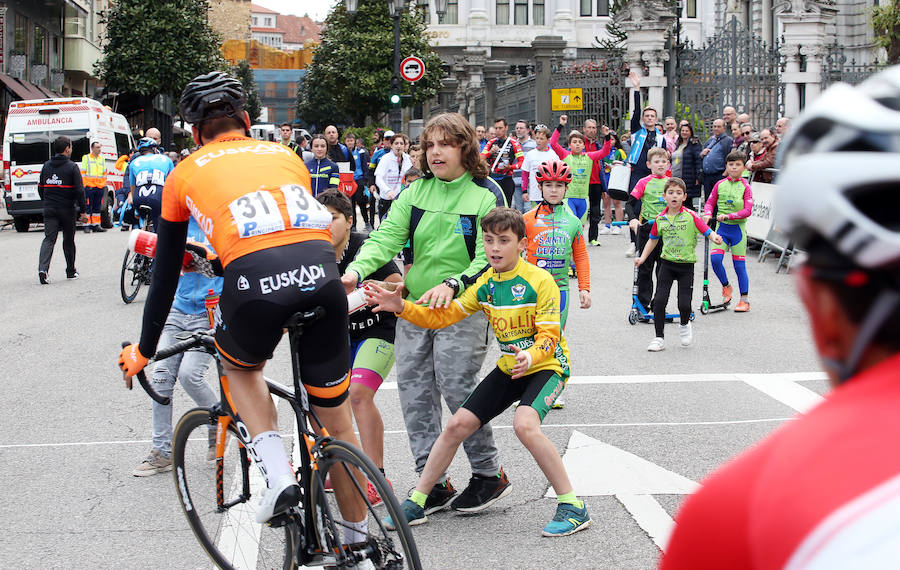 La prueba se cerró este domingo con las ya tradicionales carreras solidarias -en favor de la Asociación Galbán de ayuda a las familias de niños con cáncer-