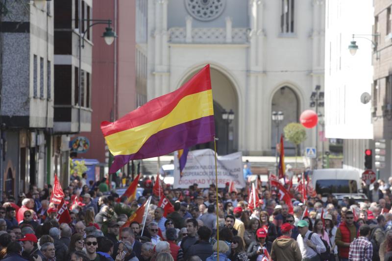 La manifestación parte del Parque Viejo de La Felguera bajo el lema «Igualdad, mejor empleo, mayores salarios, pensiones dignas»