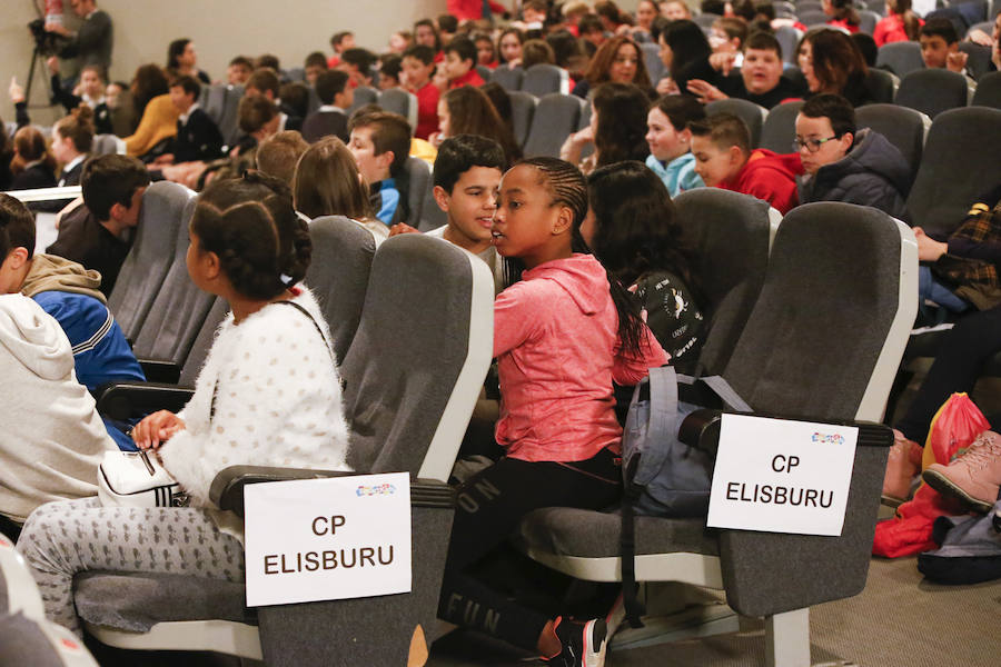 El proyecto, que desarrolla la Fundación CTIC en colaboración con el Ayuntamiento de Gijón, ha reunido a unos 600 escolares 