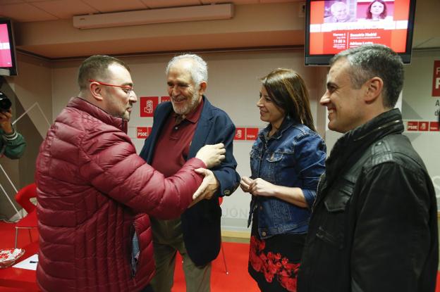 Adrián Barbón, Demetrio Madrid, Adriana Lastra e Iván Fernández Ardura, en la Casa del Pueblo de Gijón. 