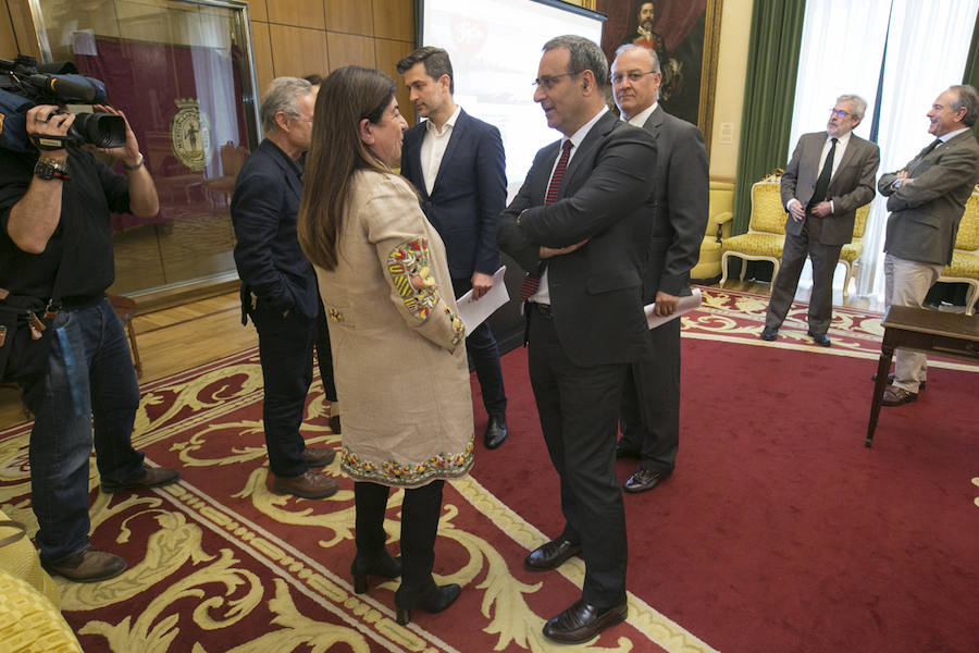 Fotos: Reunión de Gijón al Norte