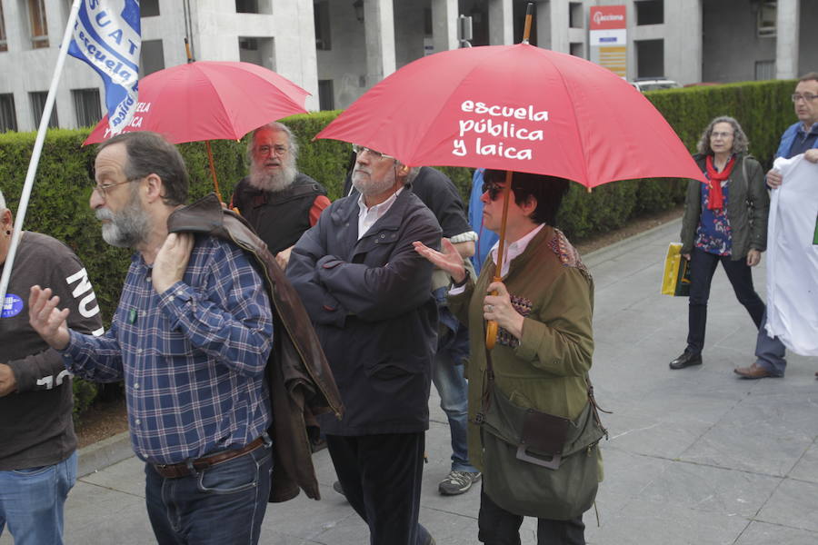 Fotos: Concentración por la educación pública