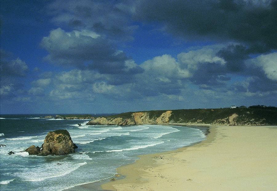 Playa de Peñarronda, en Tapia.