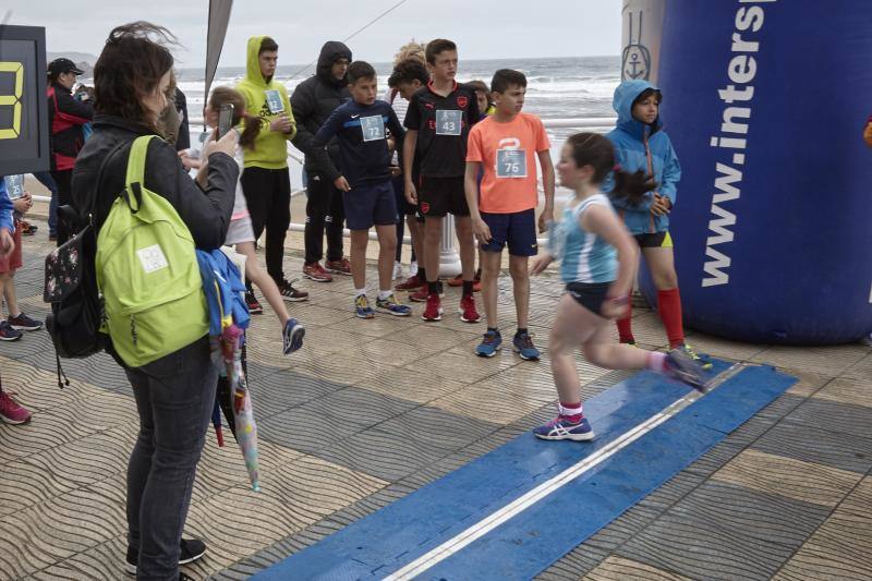 Fotos: Carrera benéfica en la playa de Salinas