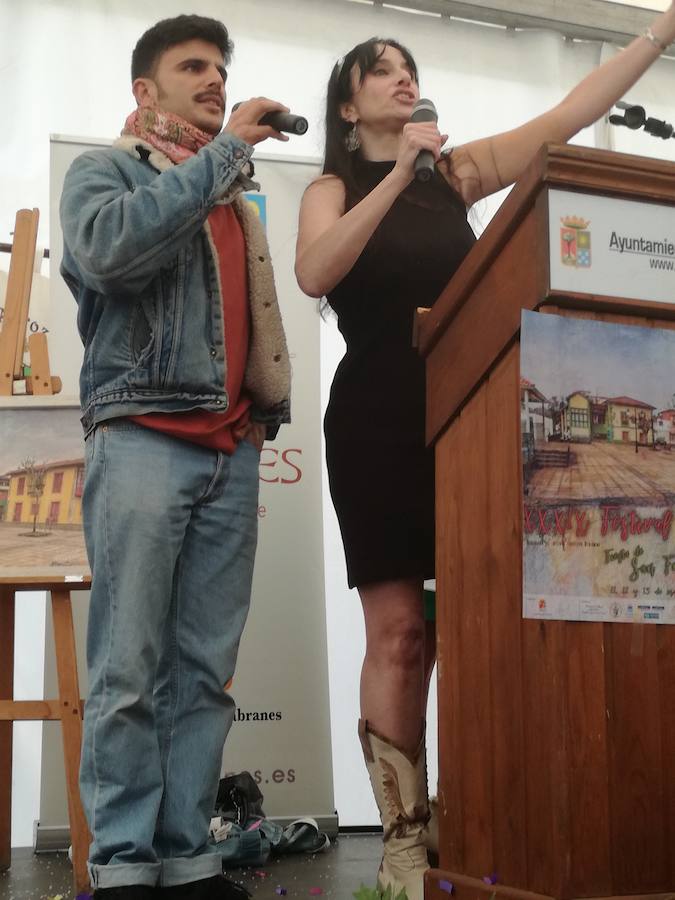 La actriz asturiana Beatriz Rico fue la encargada de pregonar este año el XXXIX Festival del Arroz con Leche de Cabranes