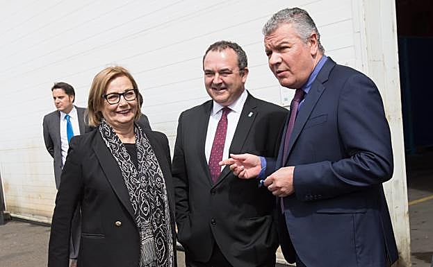 Fade emplaza a los partidos a que expliquen si «detraerán» recursos para la cooficialidad