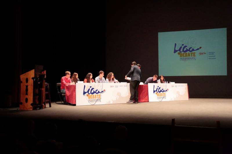 Fotos: Final de la I Liga de Debate Escolar Municipal de Gijón