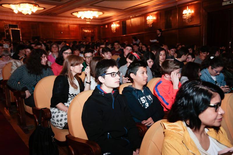 Fotos: Final de la I Liga de Debate Escolar Municipal de Gijón