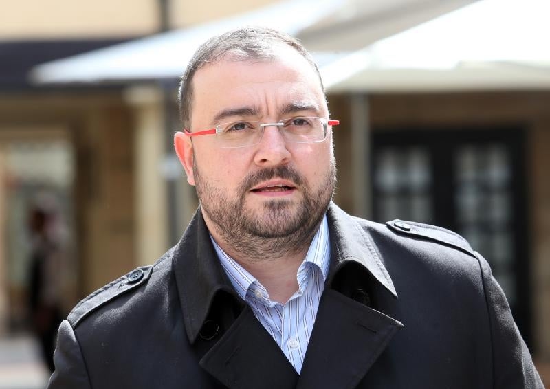 Barbón responde a la Fade  que la cooficialidad sería «de derechos y no de obligaciones»