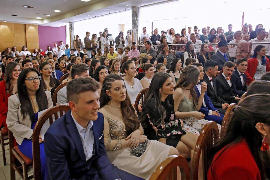 Fotos: Graduación de los alumnos del IES Padre Feijoo