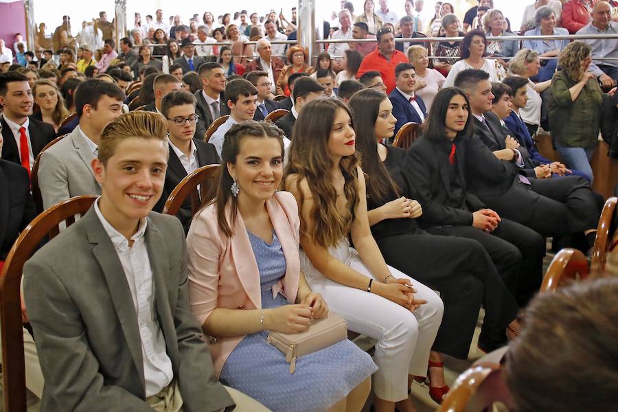 Fotos: Graduación de los alumnos del IES Padre Feijoo