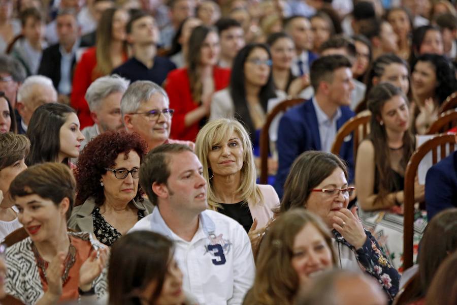 Fotos: Graduación de los alumnos del IES Padre Feijoo