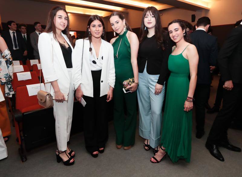 Fotos: Graduación de los alumnos del IES Piles