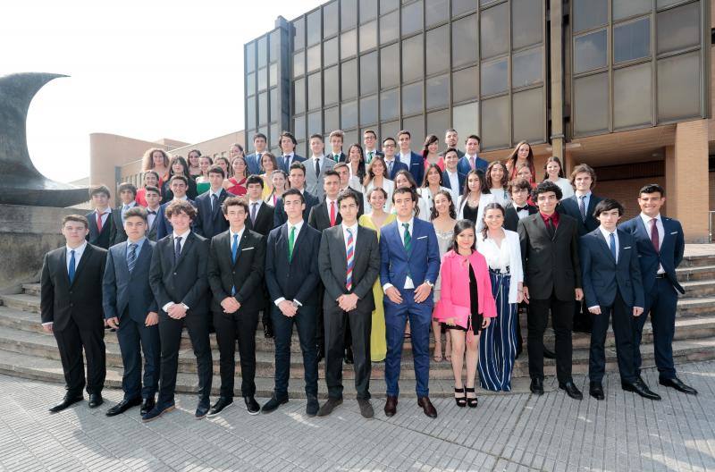 Fotos: Graduación de los alumnos del IES Piles