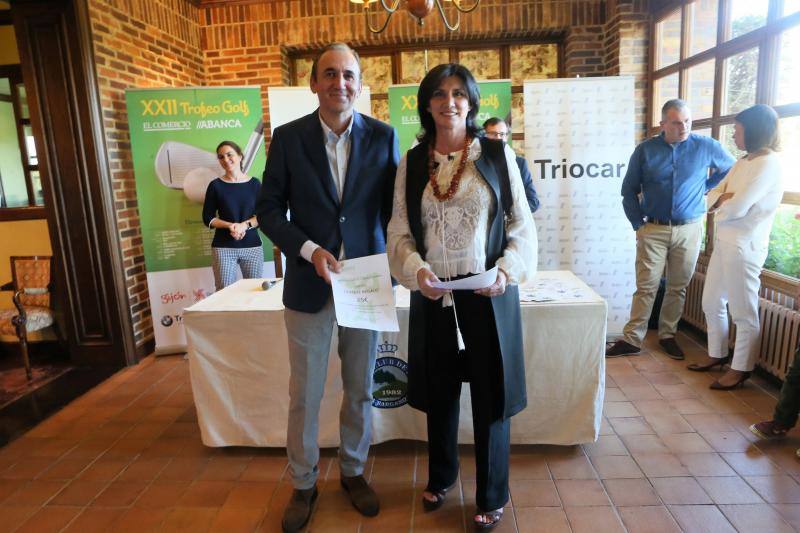 El golfista brilló en el campo de La Barganiza.