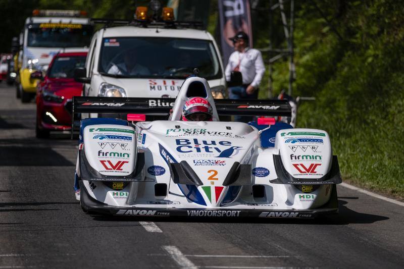 El piloto italiano, que ya ganó el año pasado, se encamina a vencer también en esta edición.