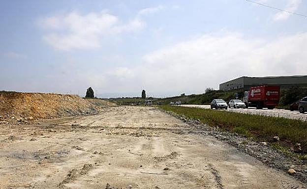 La autovía a El Musel estaba hecha al 20% antes de tener que ralentizar la obra