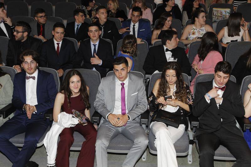 La despedida ha tenido lugar en el palacio de Congresos del recinto ferial Luis Adaro.