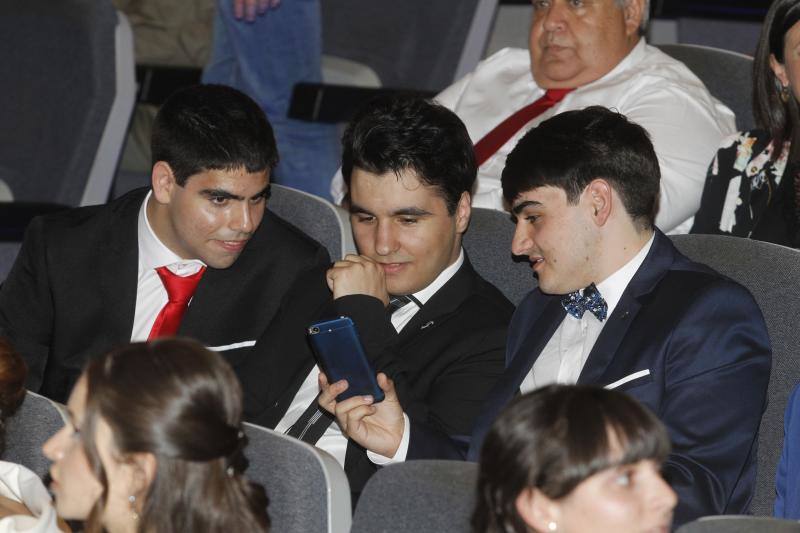 La despedida ha tenido lugar en el palacio de Congresos del recinto ferial Luis Adaro.