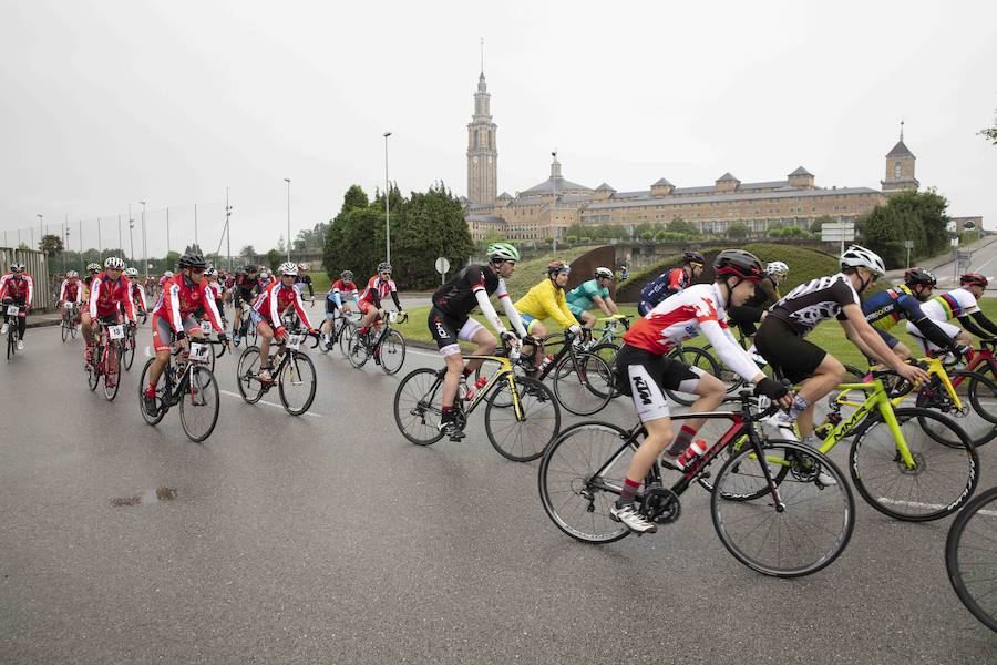 Fotos: Marcha Cicloturista Villa de Gijón (2)