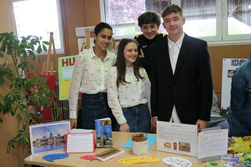 La comunidad educativa del instituto sierense celebra su 50 aniversario