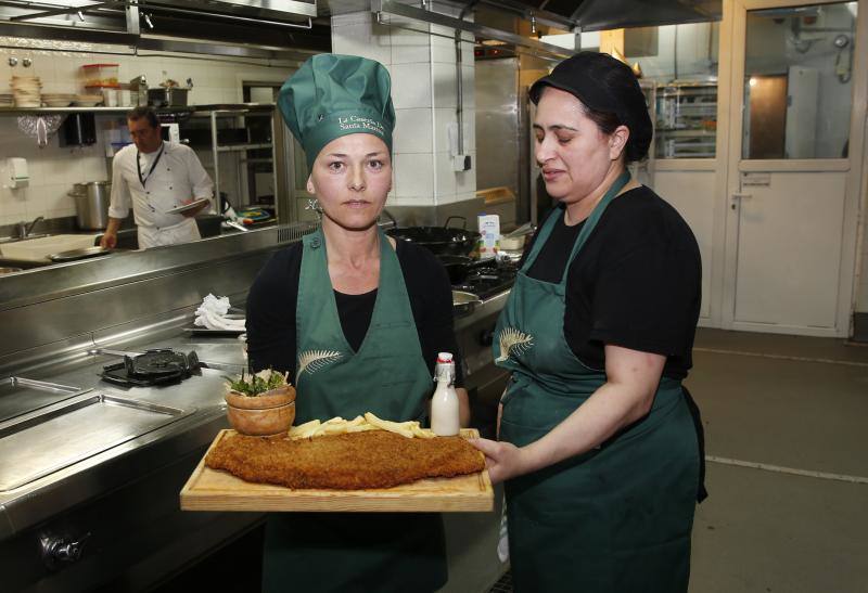 El restaurante ovetense revalidó su título en el concurso organizado por EL COMERCIO y el establecimiento gijonés apostó por ingredientes ecológicos.