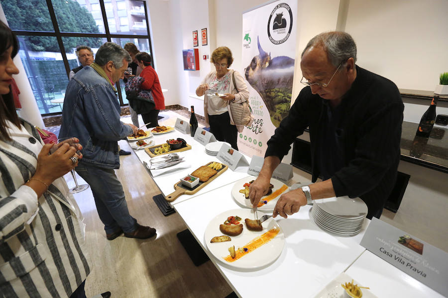 El restaurante ovetense revalidó su título en el concurso organizado por EL COMERCIO y el establecimiento gijonés apostó por ingredientes ecológicos.