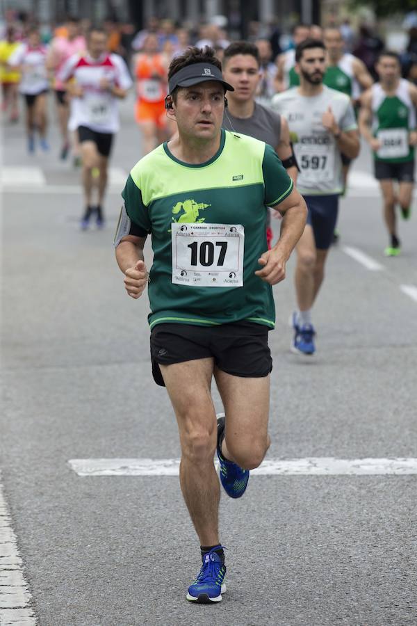 850 personas se sumaron a esta inciativa solidaria organizada por el Centro Comunitario de Sangre y Tejidos de Asturias, con el patrocinio de la Fundación EdP y la colaboración del Ayuntamiento de Gijón, la Dirección General de Deportes y EL COMERCIO