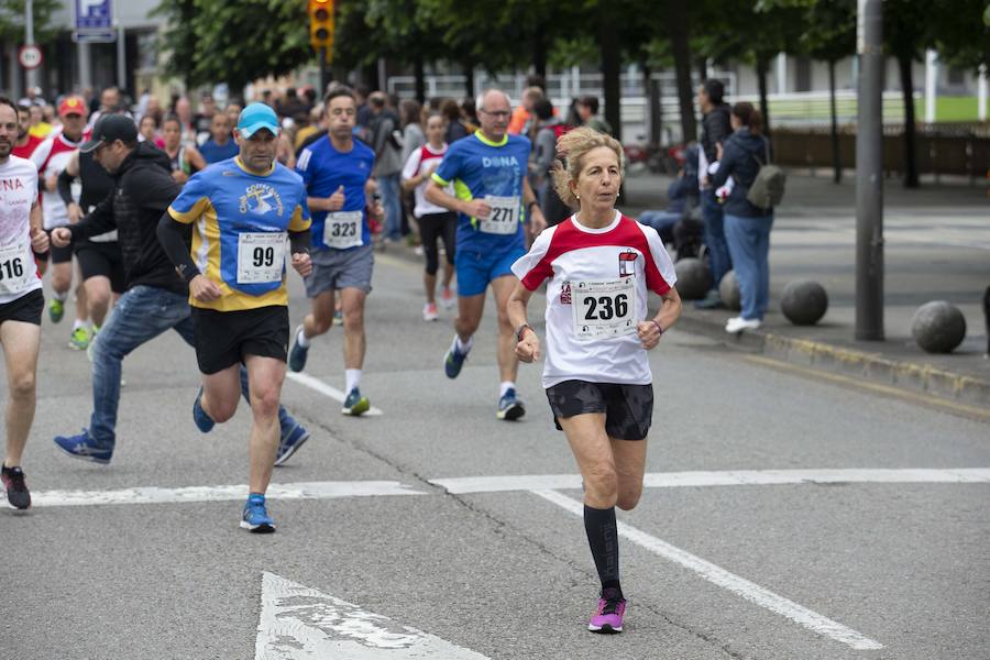 850 personas se sumaron a esta inciativa solidaria organizada por el Centro Comunitario de Sangre y Tejidos de Asturias, con el patrocinio de la Fundación EdP y la colaboración del Ayuntamiento de Gijón, la Dirección General de Deportes y EL COMERCIO