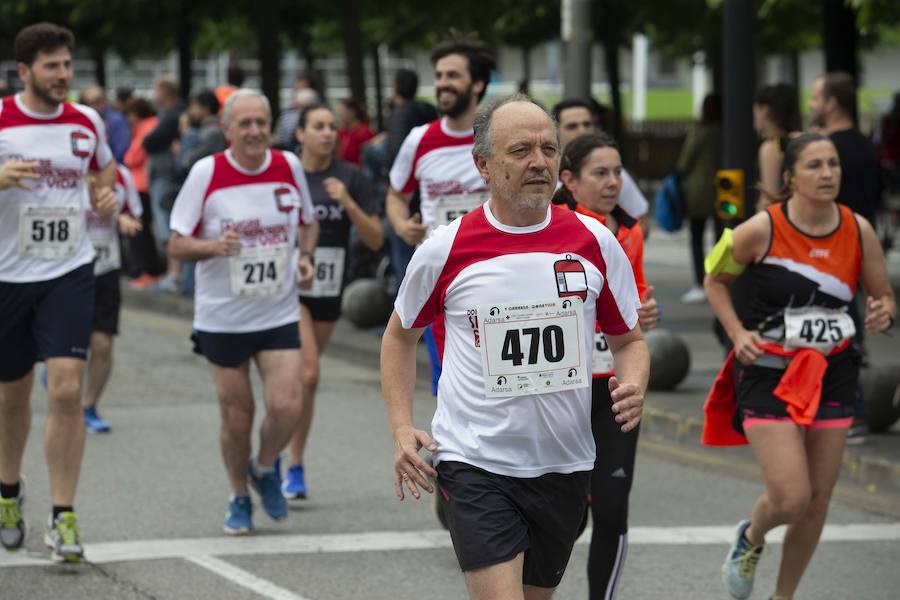 850 personas se sumaron a esta inciativa solidaria organizada por el Centro Comunitario de Sangre y Tejidos de Asturias, con el patrocinio de la Fundación EdP y la colaboración del Ayuntamiento de Gijón, la Dirección General de Deportes y EL COMERCIO