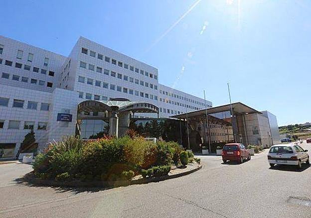 Exteriores del Hospital Universitario San Agustín. 