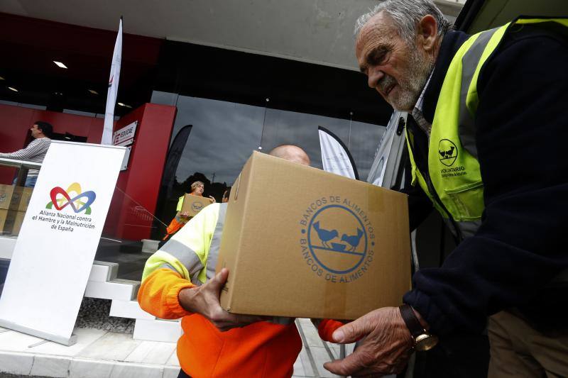 Han sido aportados por trabajadores del sector del transporte sanitario, tras una Operación Kilo desarrollada con el apoyo del comité de empresa y los trabajadores de Transinsa. La acción cuenta con la participación de la Alianza Nacional Contra el Hambre y la Malnutrición de España, de la que son socios ambas fundaciones.