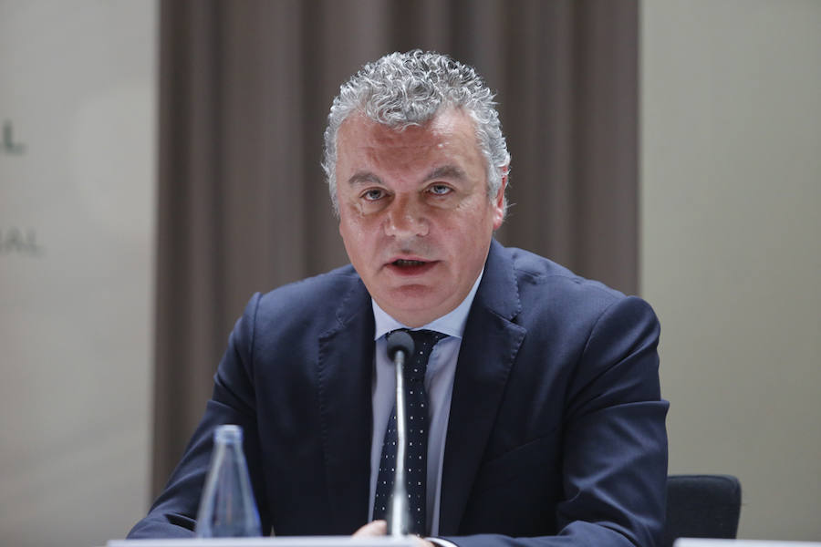 El acto, al que acudió el presidente de la Federación Asturiana de Empresarios (FADE) Belarmino Feito, se celebró en Las Caldas. 