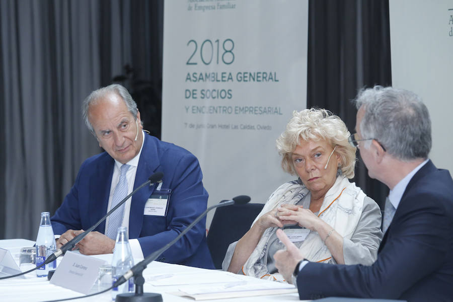 El acto, al que acudió el presidente de la Federación Asturiana de Empresarios (FADE) Belarmino Feito, se celebró en Las Caldas. 