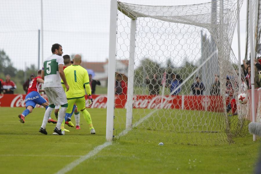 Fotos: Las imágenes del Sporting B - Elche